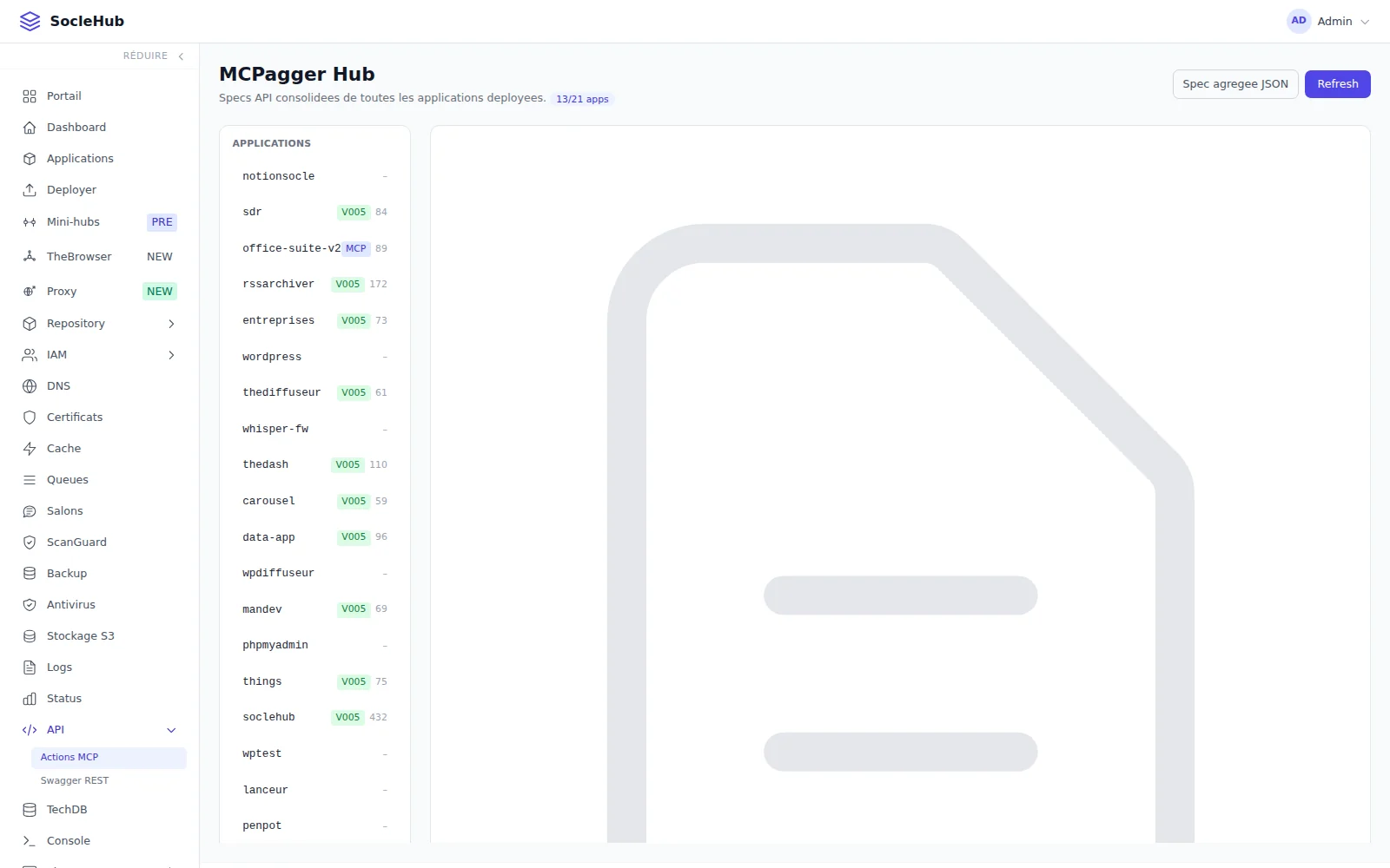 La page MCPagger Hub de la console thesocle.net : la liste des applications déployées, 13 sur 21 avec des spécifications, et le nombre d'actions de chacune